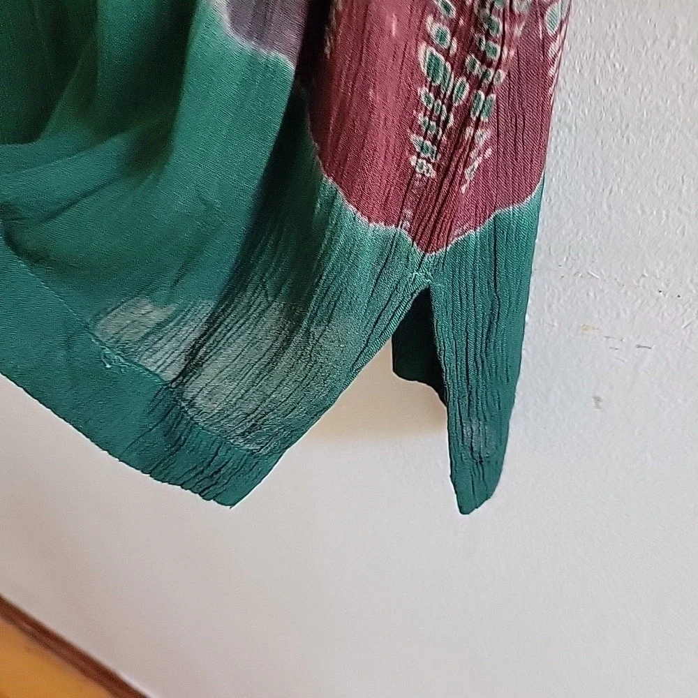 Vintage features top